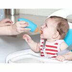 Biberon cuillère  en silicone pour bébés Vert – Image 3